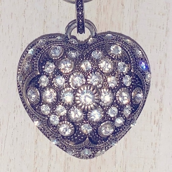 Crystal Heart Necklace ll - Picture 2 of 2